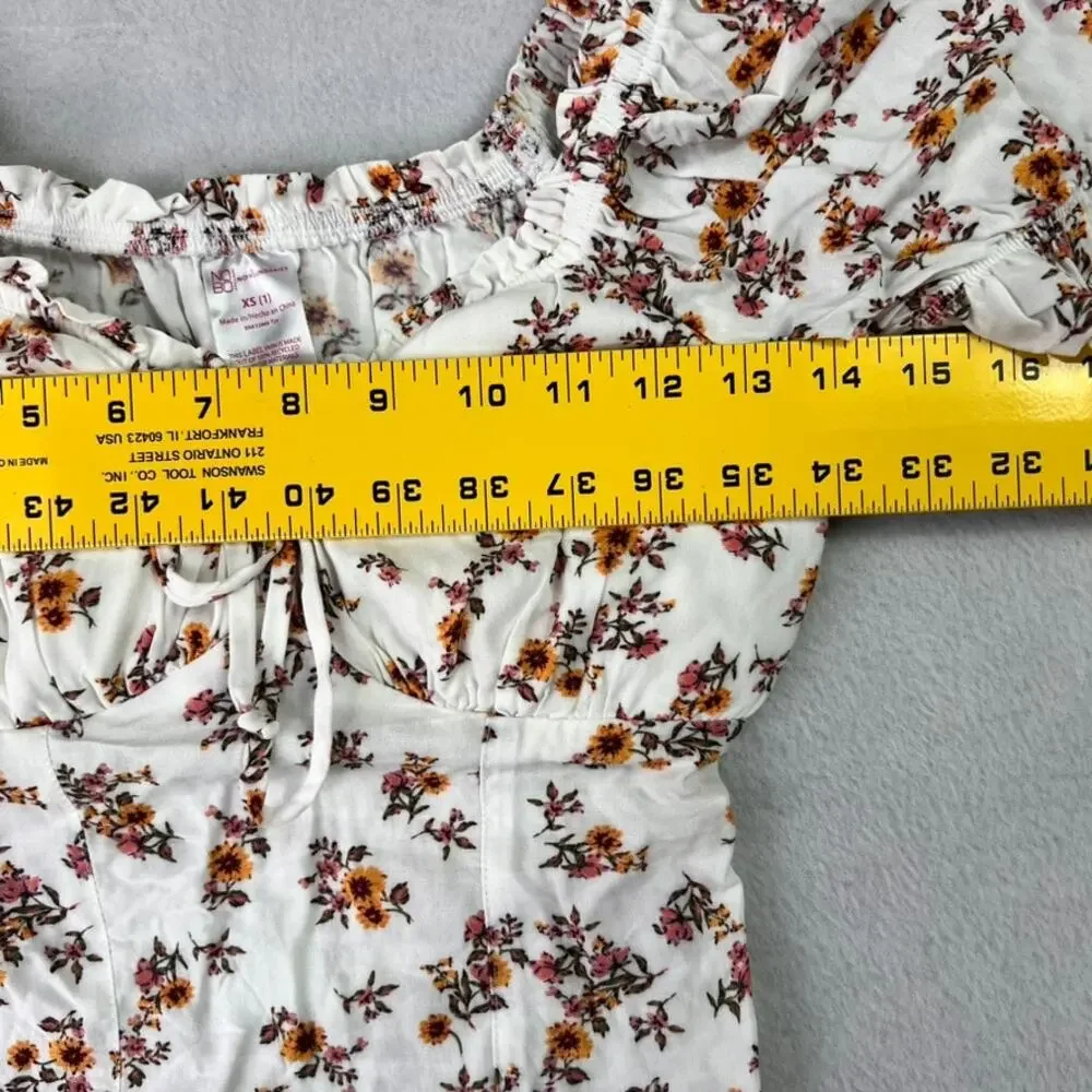 No Boundaries Top Women XS Juniors Ivory Floral Puff Sleeve Cropped Empire Waist - Picture 5 of 8